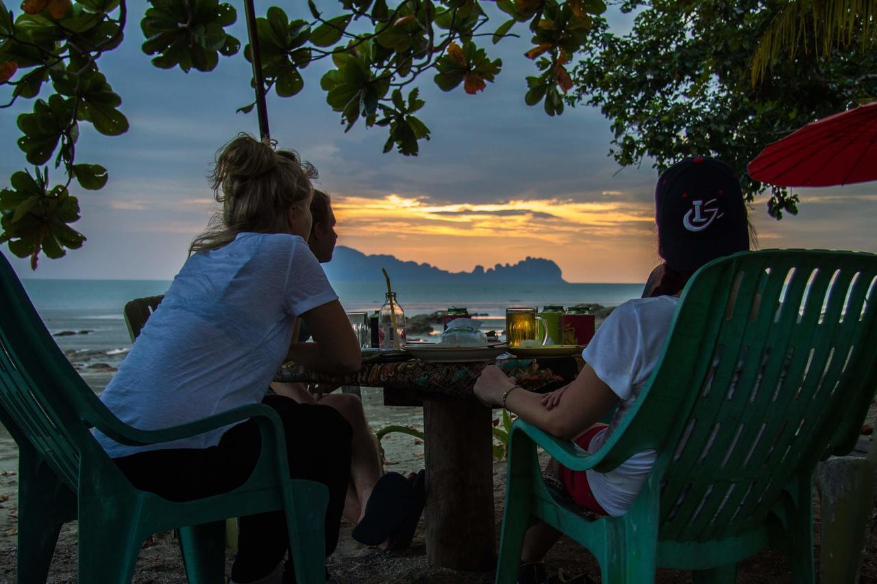Dugong Koh Sukorn Hotel Ko Sukon Eksteriør billede