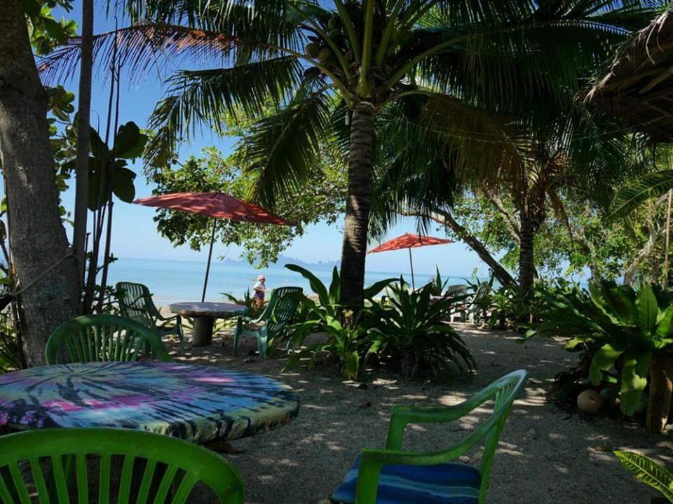 Dugong Koh Sukorn Hotel Ko Sukon Eksteriør billede